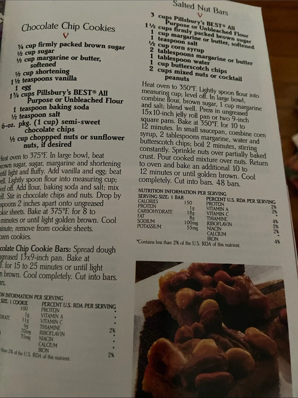 Vintage 1980s 80s Pillsbury Pillsbury’s Baking cookbook Christmas cookies cake